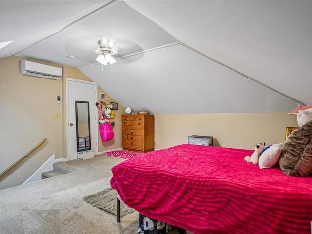 5 Corsica Court, Hanahan, SC 29410