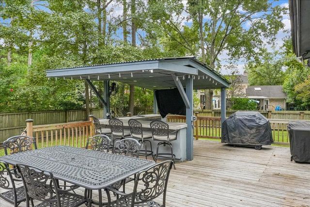 5 Corsica Court, Hanahan, SC 29410
