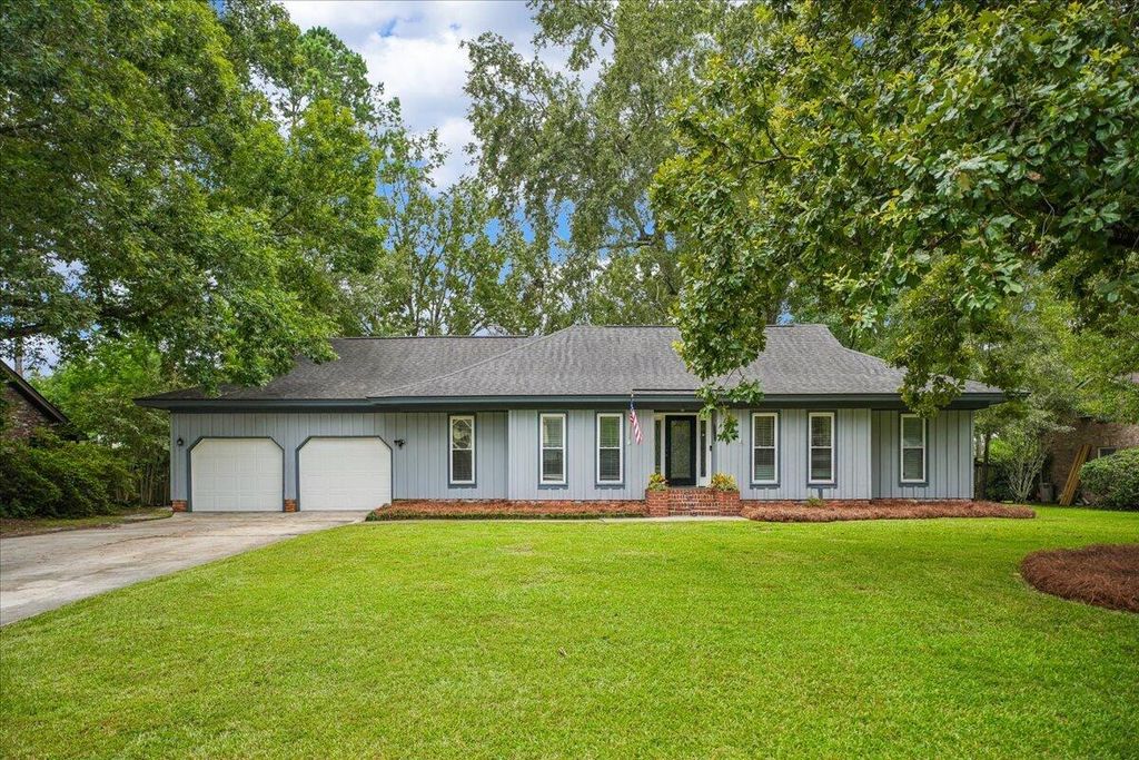 5 Corsica Court, Hanahan, SC 29410