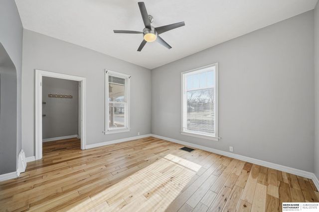 4904 Holdrege Street, Lincoln, NE 68504