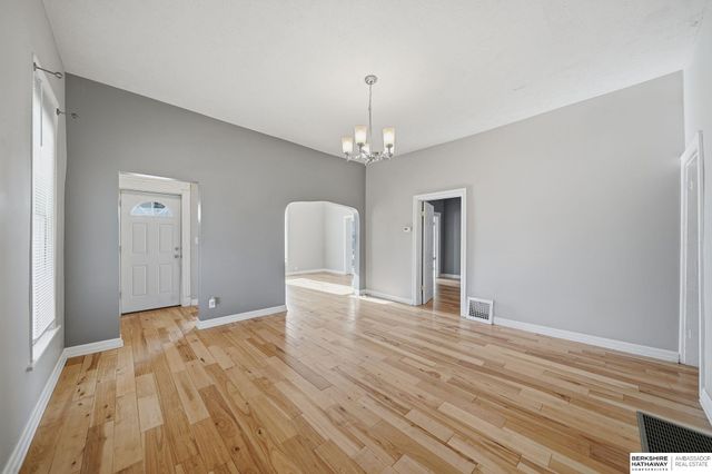 4904 Holdrege Street, Lincoln, NE 68504