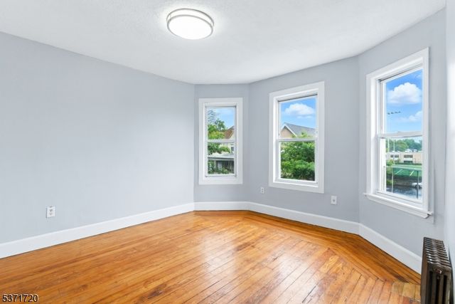 65 N Grove St, East Orange City, NJ 07017