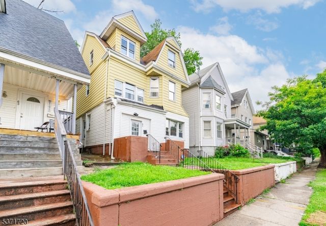 65 N Grove St, East Orange City, NJ 07017
