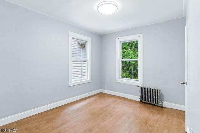 65 N Grove St, East Orange City, NJ 07017