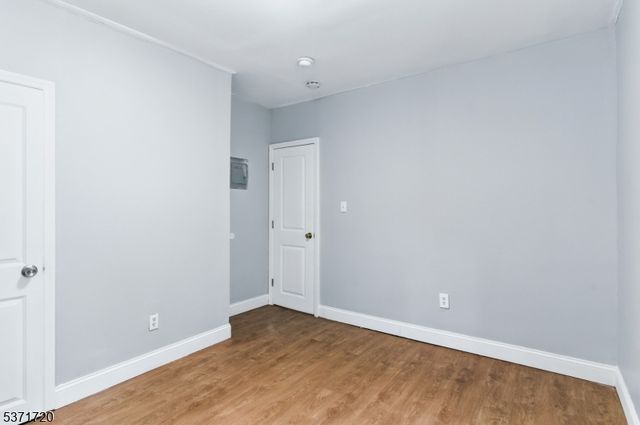 65 N Grove St, East Orange City, NJ 07017