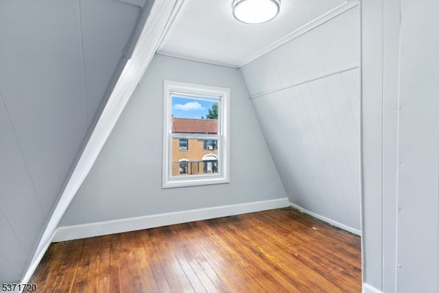 65 N Grove St, East Orange City, NJ 07017