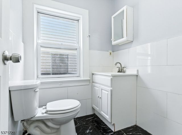 65 N Grove St, East Orange City, NJ 07017