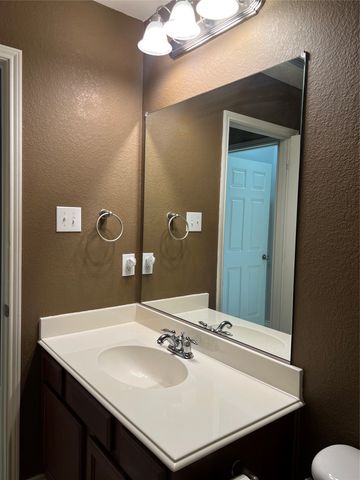 3504 Northpointe Drive, Denton, TX 76207