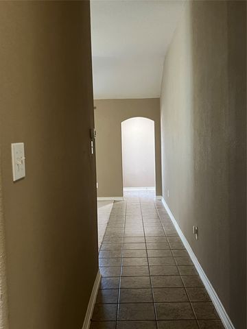 3504 Northpointe Drive, Denton, TX 76207