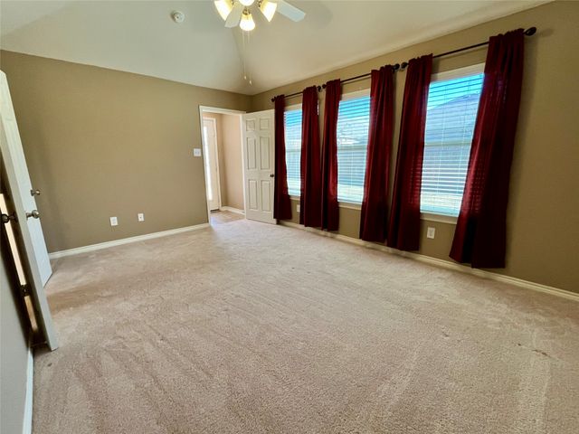 3504 Northpointe Drive, Denton, TX 76207