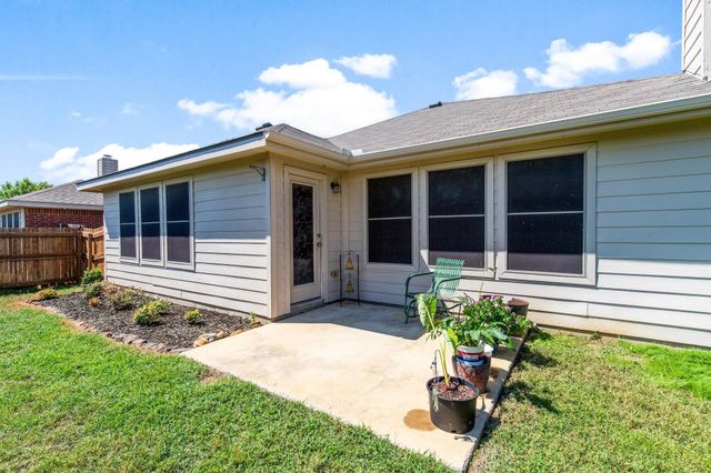 3504 Northpointe Drive, Denton, TX 76207
