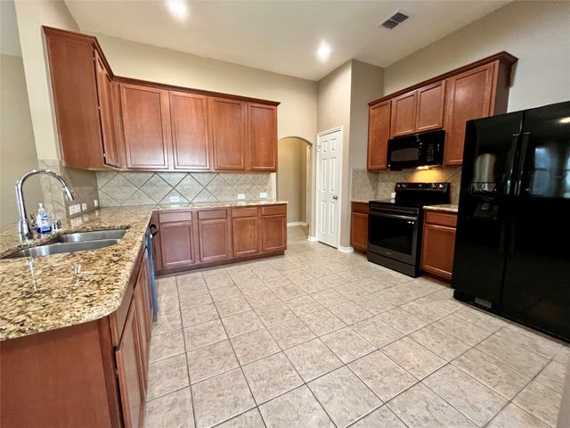 3504 Northpointe Drive, Denton, TX 76207