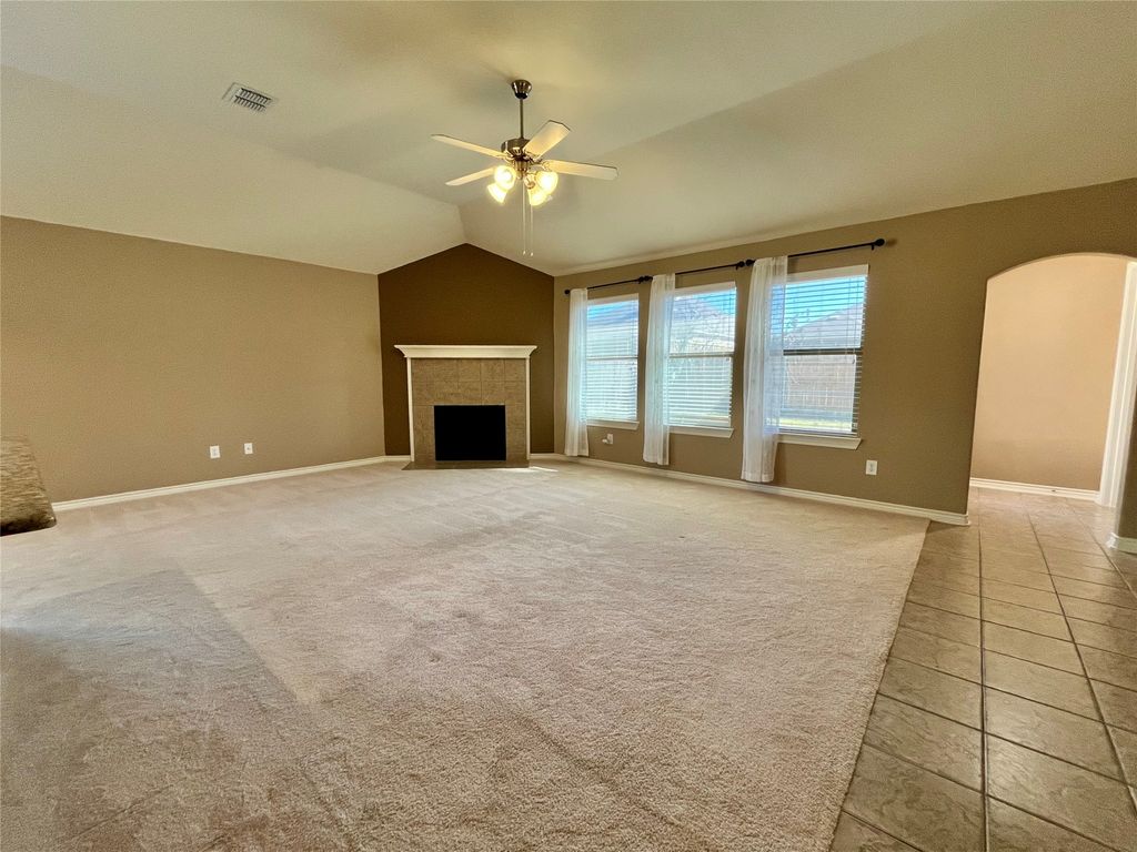3504 Northpointe Drive, Denton, TX 76207