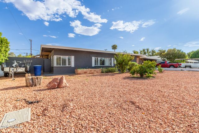 515 W TOLEDO Street, Chandler, AZ 85225