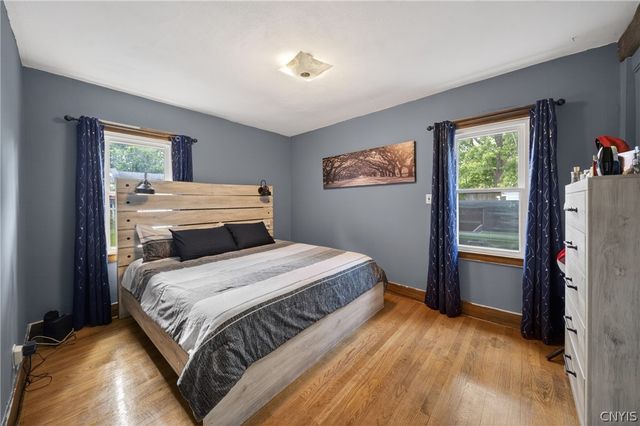 148 Winthrop Rd, Syracuse, NY 13206