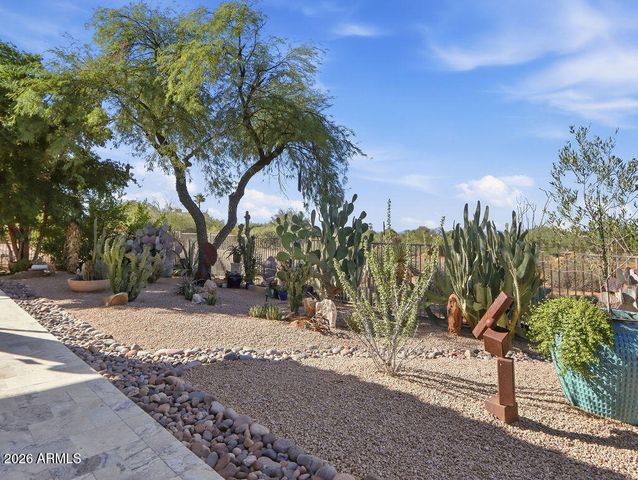 19142 E FALCON Circle, Rio Verde, AZ 85263