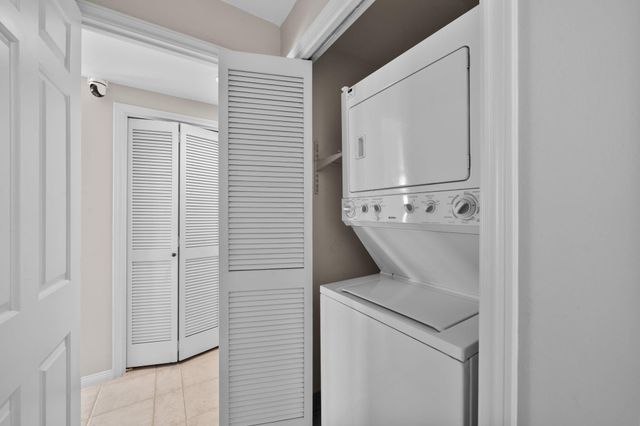 14 Greenway Plaza 17Q, Houston, TX 77046