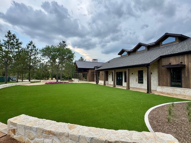 26983 South Rustlers Bend, Montgomery, TX 77316