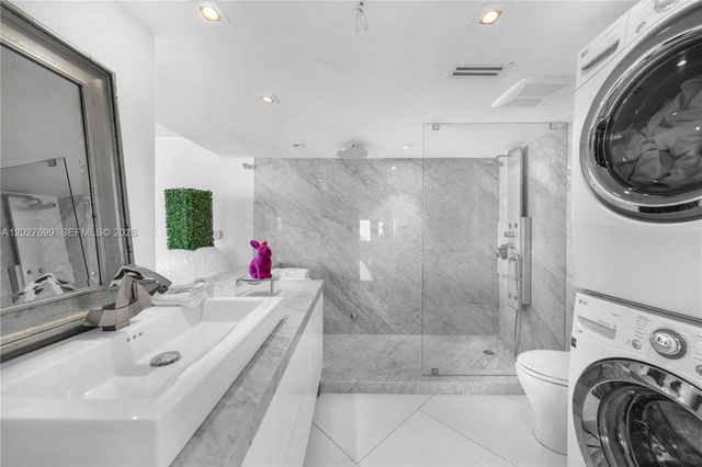 400 S Pointe Dr 2310, Miami Beach, FL 33139