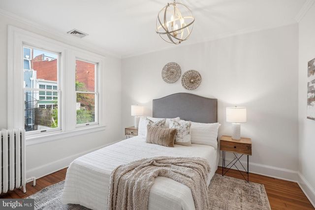 2129 NEWPORT PL NW, Washington, DC 20037