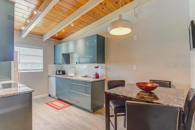 6006 MIDNIGHT PASS ROAD 24, Sarasota, FL 34242