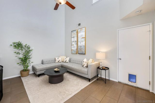 1772 Promenade Cir, Vista, CA 92083