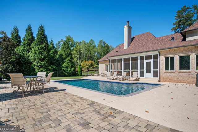 902 Lenora Drive NW, Kennesaw, GA 30152