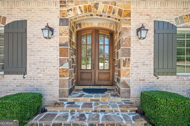 902 Lenora Drive NW, Kennesaw, GA 30152