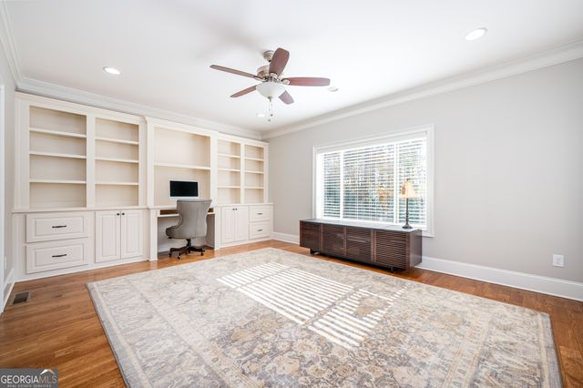 902 Lenora Drive NW, Kennesaw, GA 30152