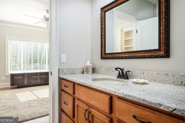 902 Lenora Drive NW, Kennesaw, GA 30152