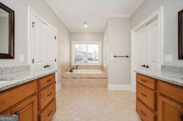 902 Lenora Drive NW, Kennesaw, GA 30152