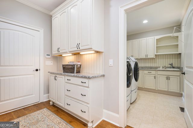 902 Lenora Drive NW, Kennesaw, GA 30152