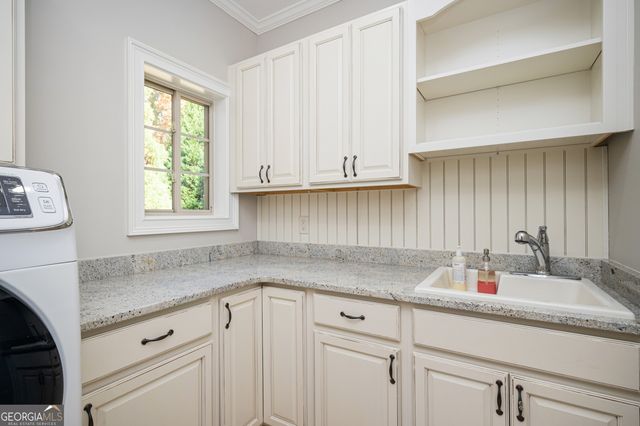 902 Lenora Drive NW, Kennesaw, GA 30152