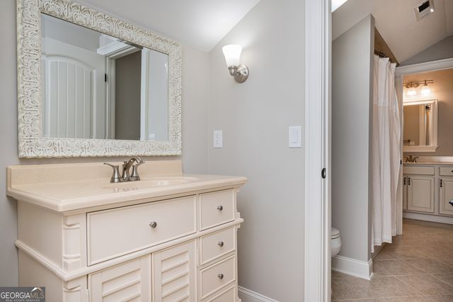 902 Lenora Drive NW, Kennesaw, GA 30152