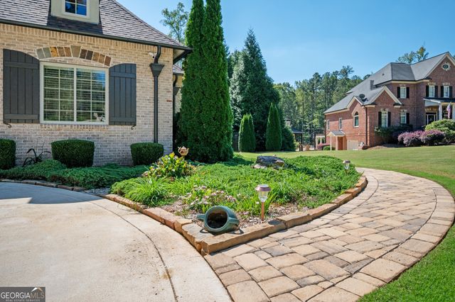 902 Lenora Drive NW, Kennesaw, GA 30152