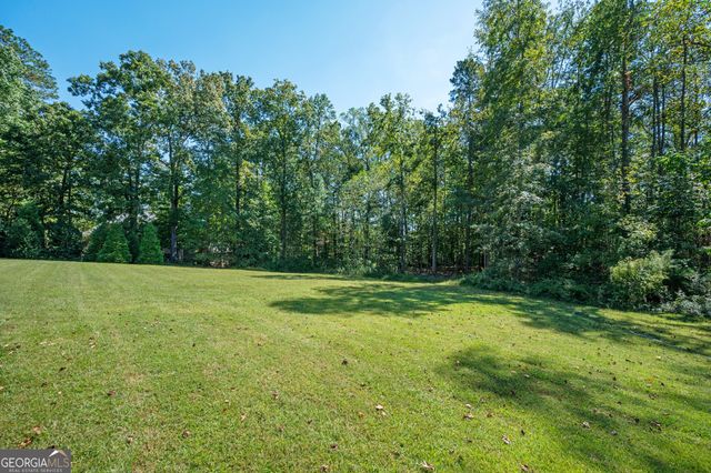 902 Lenora Drive NW, Kennesaw, GA 30152