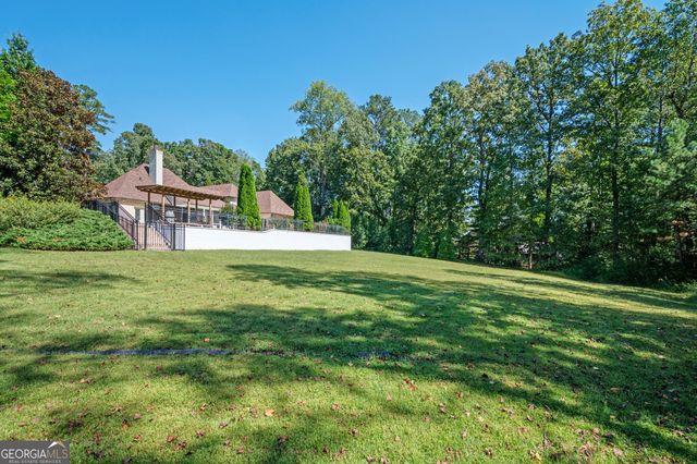 902 Lenora Drive NW, Kennesaw, GA 30152