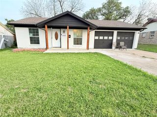 2910 Sun Valley Street, Irving, TX 75062