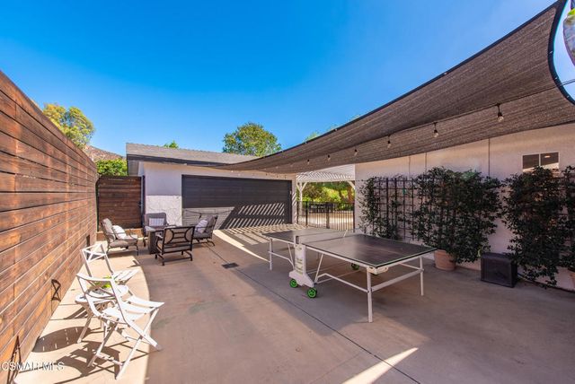 5512 Colodny Drive, Agoura Hills, CA 91301