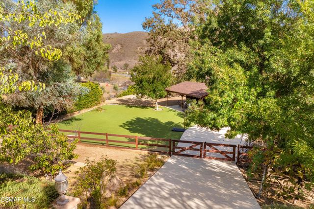 5512 Colodny Drive, Agoura Hills, CA 91301
