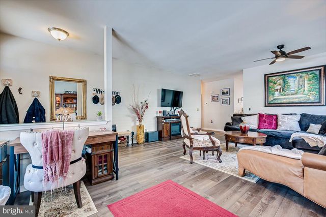 24 LILLY DR, Tuckerton, NJ 08087