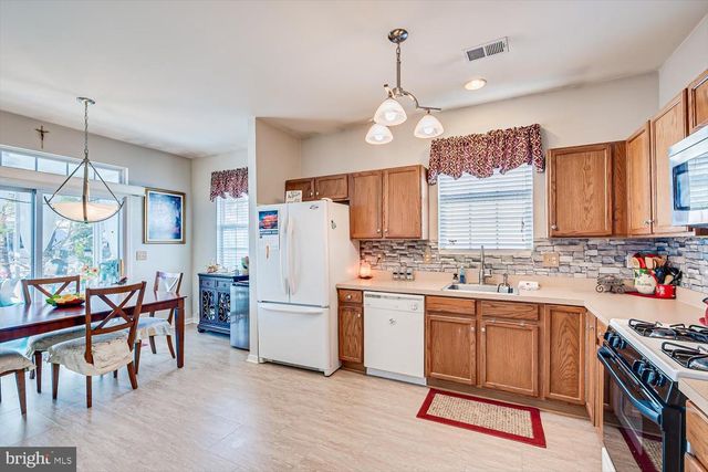 24 LILLY DR, Tuckerton, NJ 08087