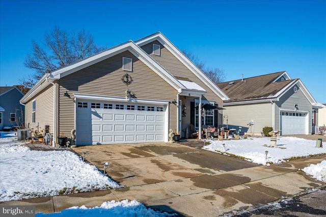 24 LILLY DR, Tuckerton, NJ 08087