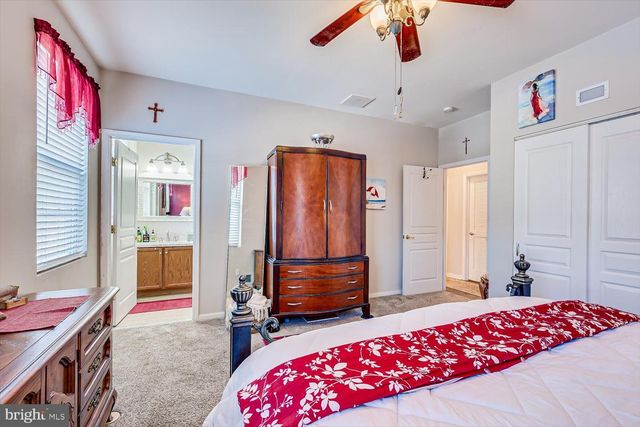 24 LILLY DR, Tuckerton, NJ 08087