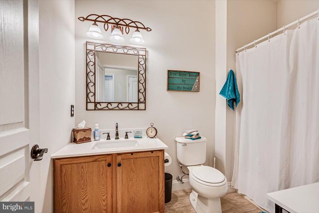 24 LILLY DR, Tuckerton, NJ 08087