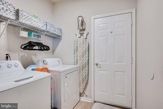 24 LILLY DR, Tuckerton, NJ 08087