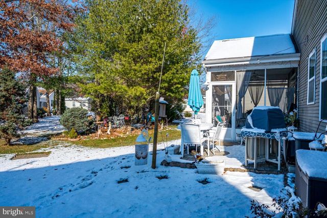 24 LILLY DR, Tuckerton, NJ 08087