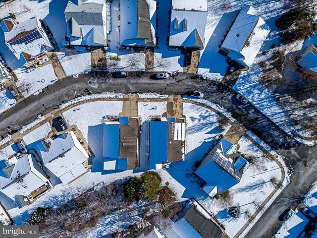 24 LILLY DR, Tuckerton, NJ 08087