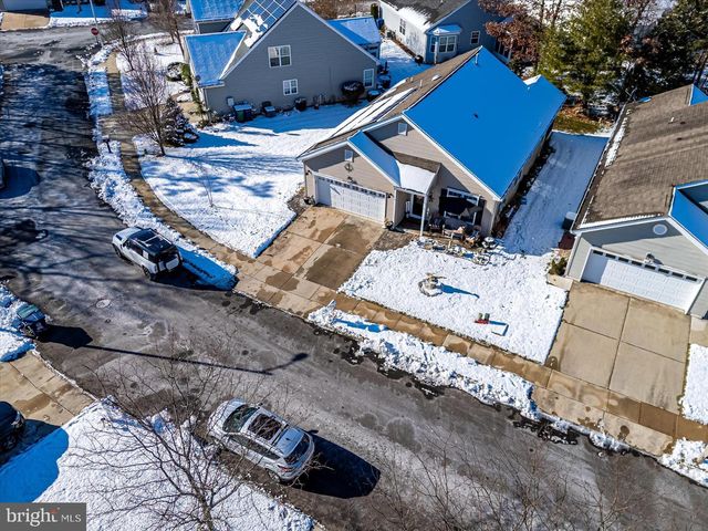 24 LILLY DR, Tuckerton, NJ 08087