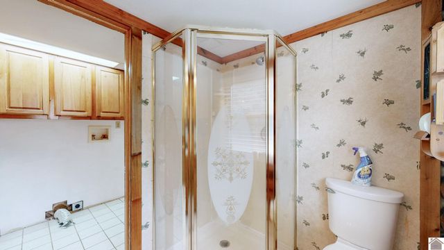 88 Lynnhurst Drive, Murray, KY 42071